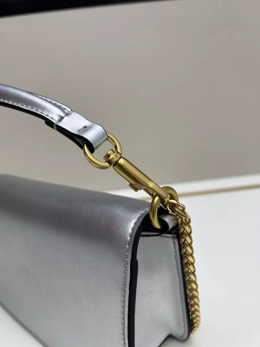 Valentino AAA Quality Messenger Bags For Women ModernLook 5259