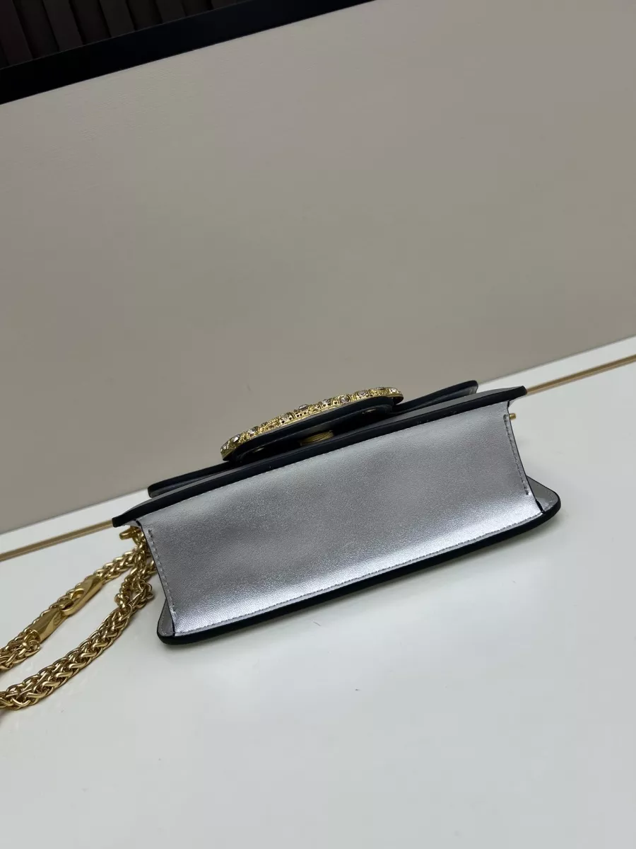 Valentino AAA Quality Messenger Bags For Women ModernLook 5259