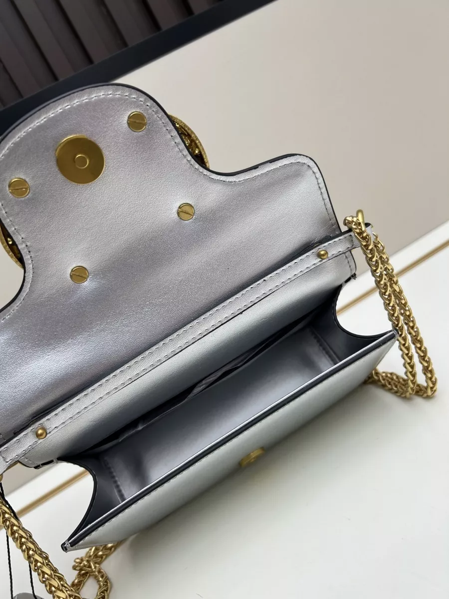 Valentino AAA Quality Messenger Bags For Women ModernLook 5259