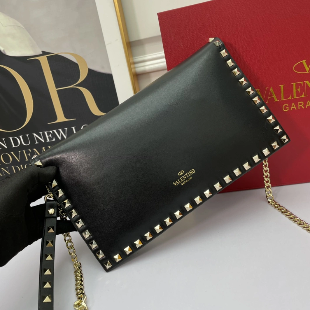 Valentino AAA Quality Messenger Bags For Women ModernLook 5572