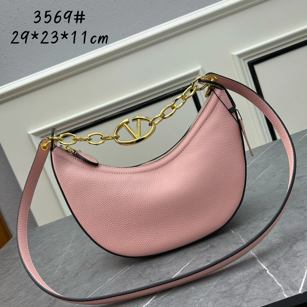 Valentino AAA Quality Messenger Bags For Women ModernLook 6677