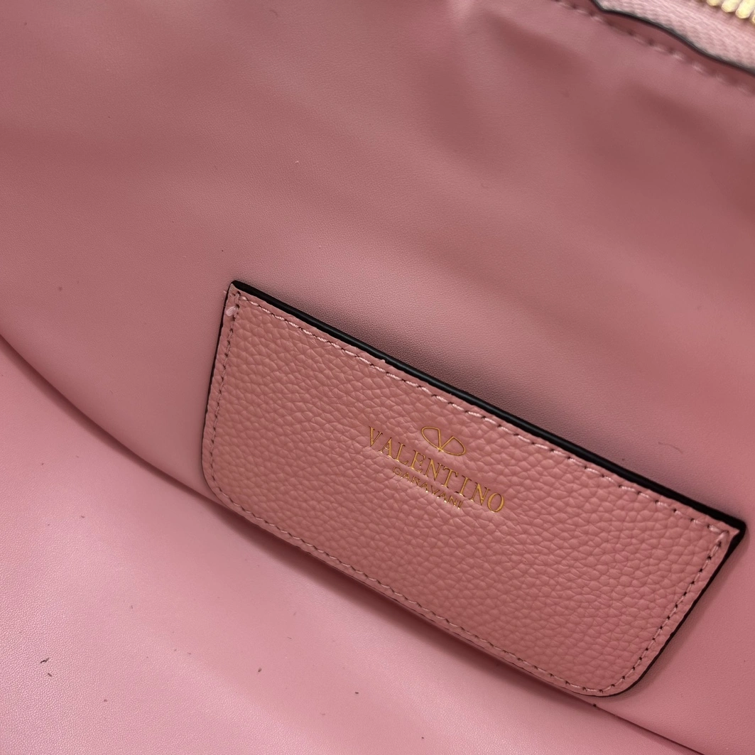 Valentino AAA Quality Messenger Bags For Women ModernLook 6677