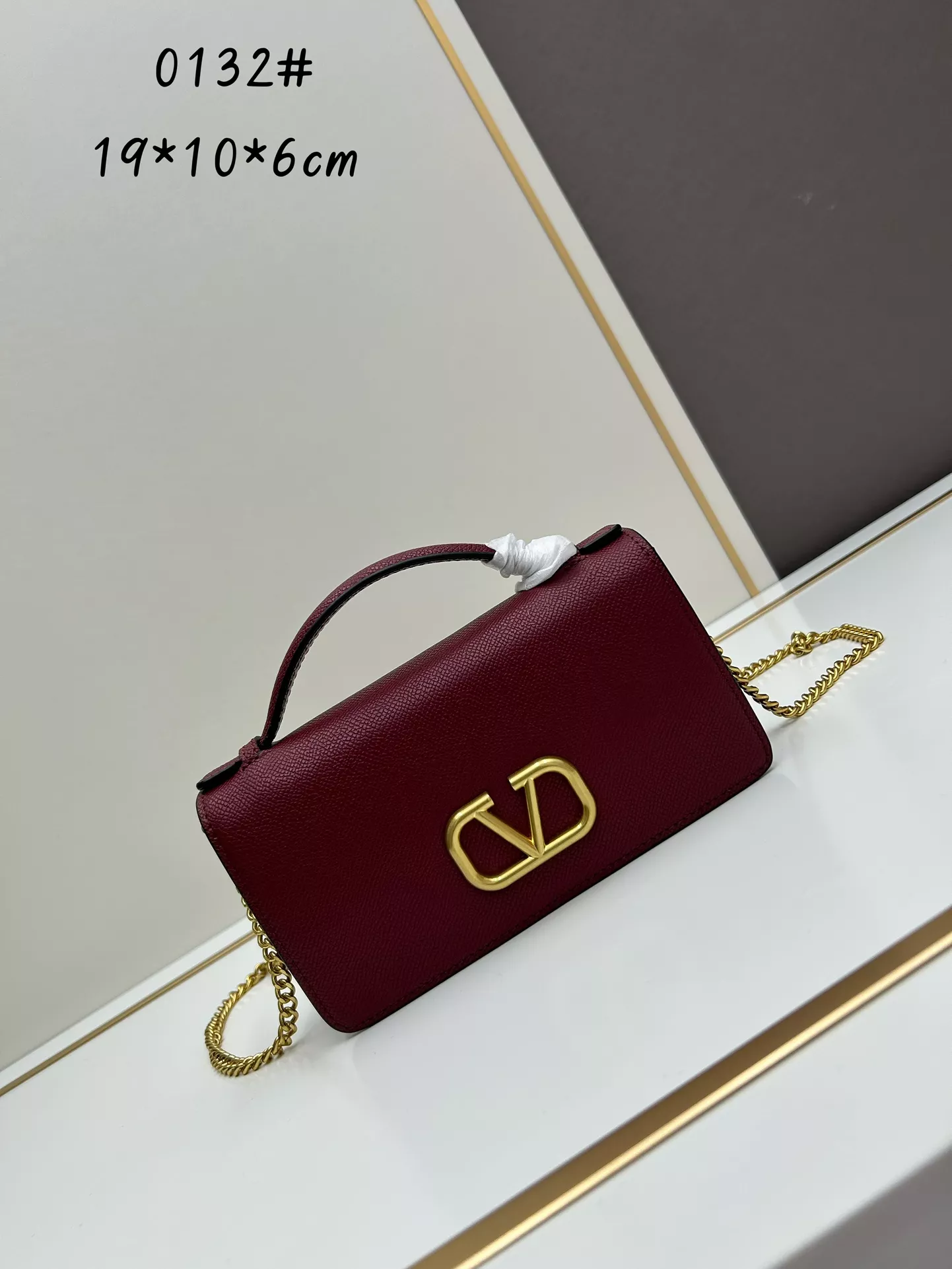 Valentino AAA Quality Messenger Bags For Women Reliable 3859
