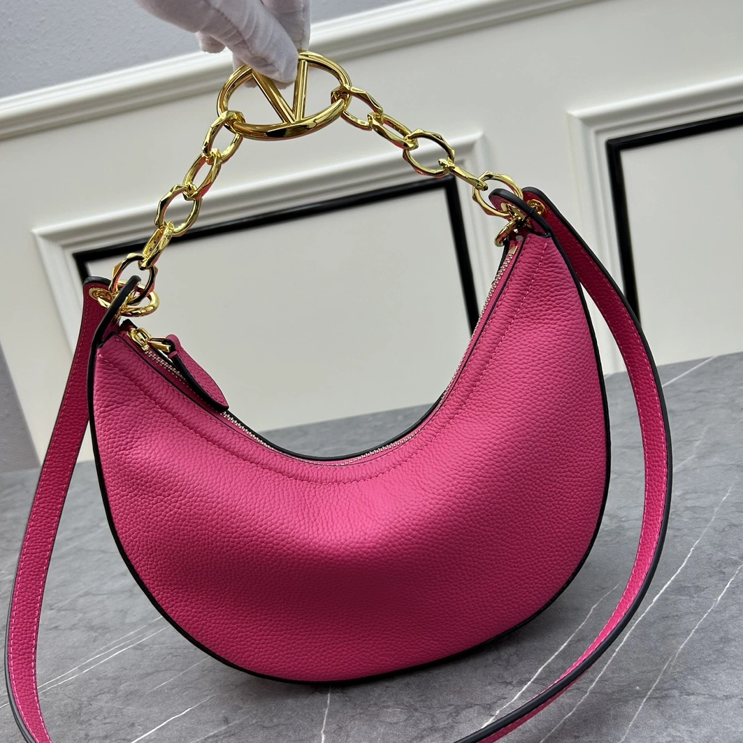 Valentino AAA Quality Messenger Bags For Women Soft 8931