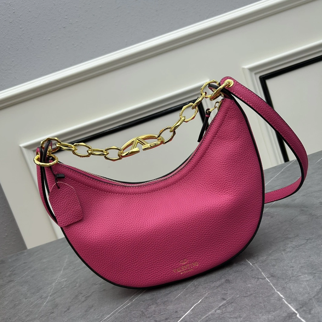 Valentino AAA Quality Messenger Bags For Women Soft 8931