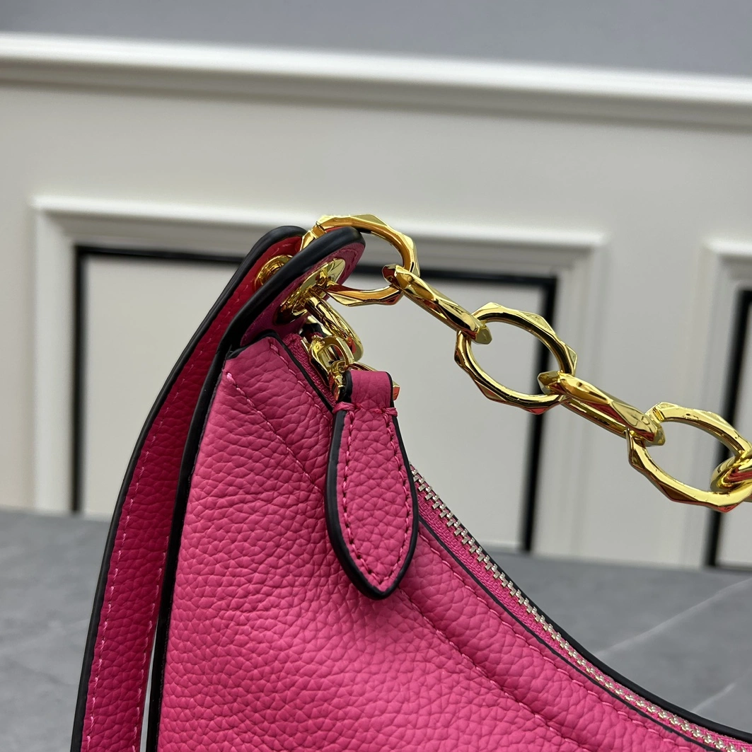 Valentino AAA Quality Messenger Bags For Women Soft 8931