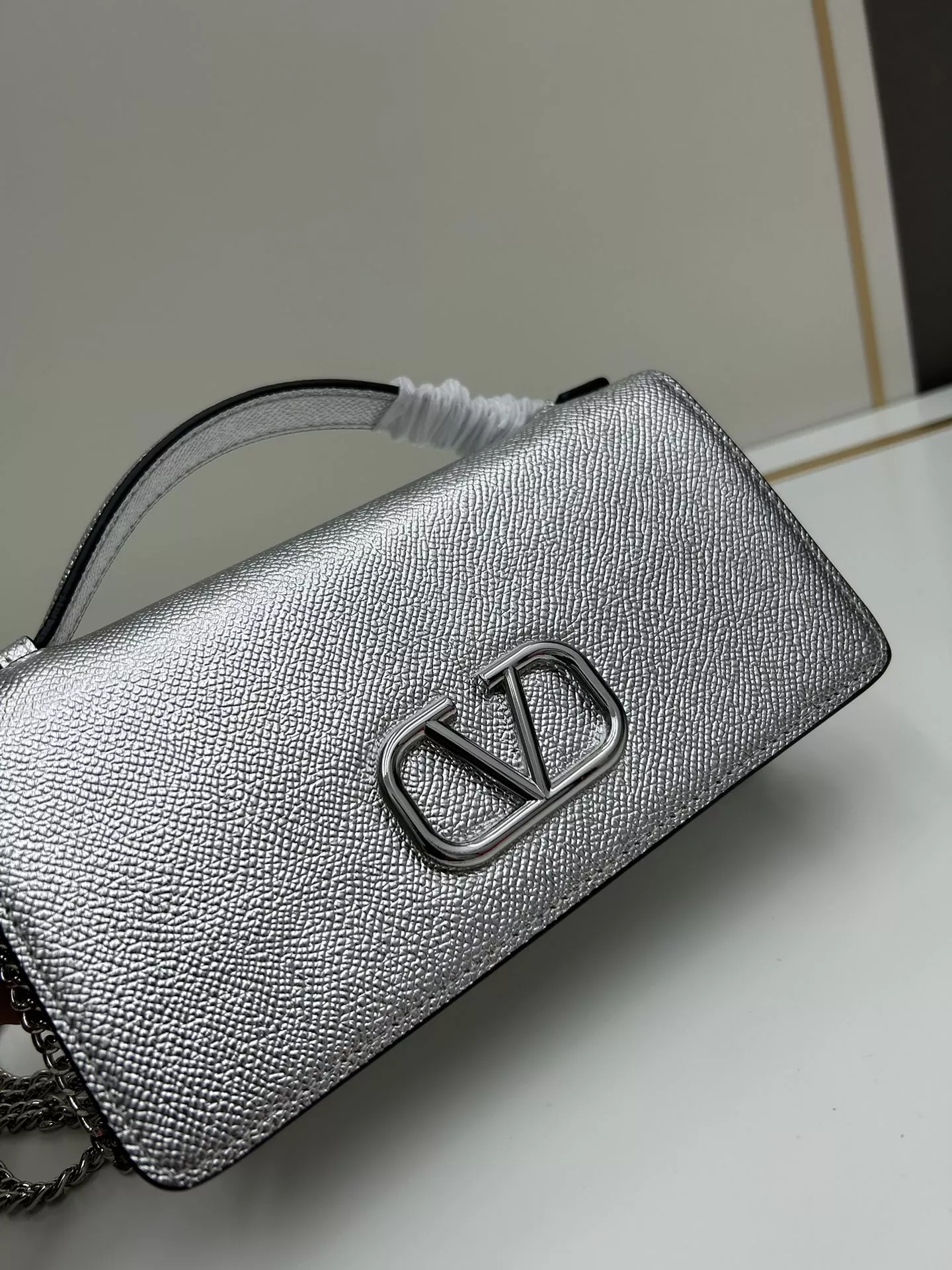 Valentino AAA Quality Messenger Bags For Women Sophisticated 5999