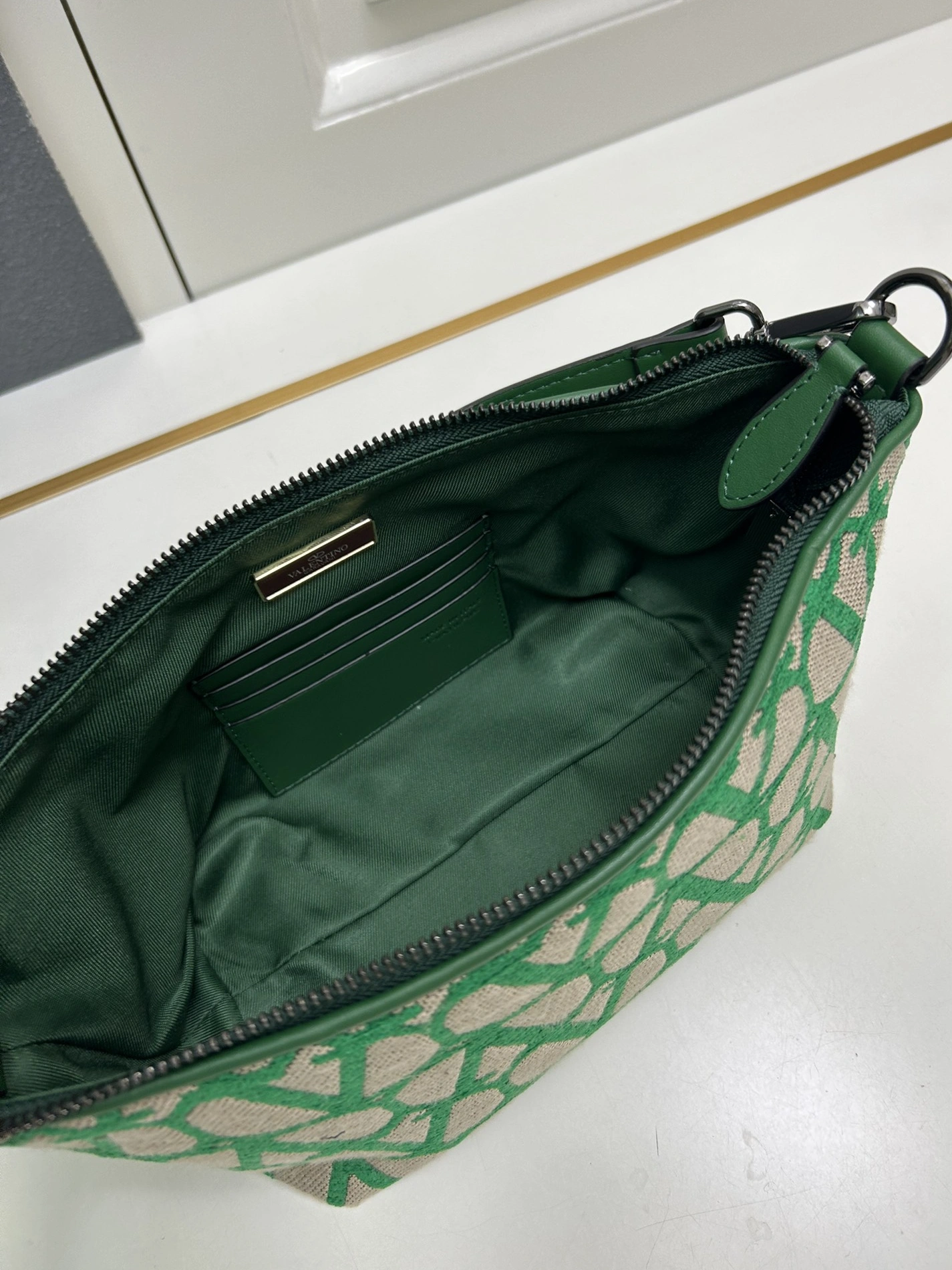 Valentino AAA Quality Messenger Bags For Women Sophisticated 7390