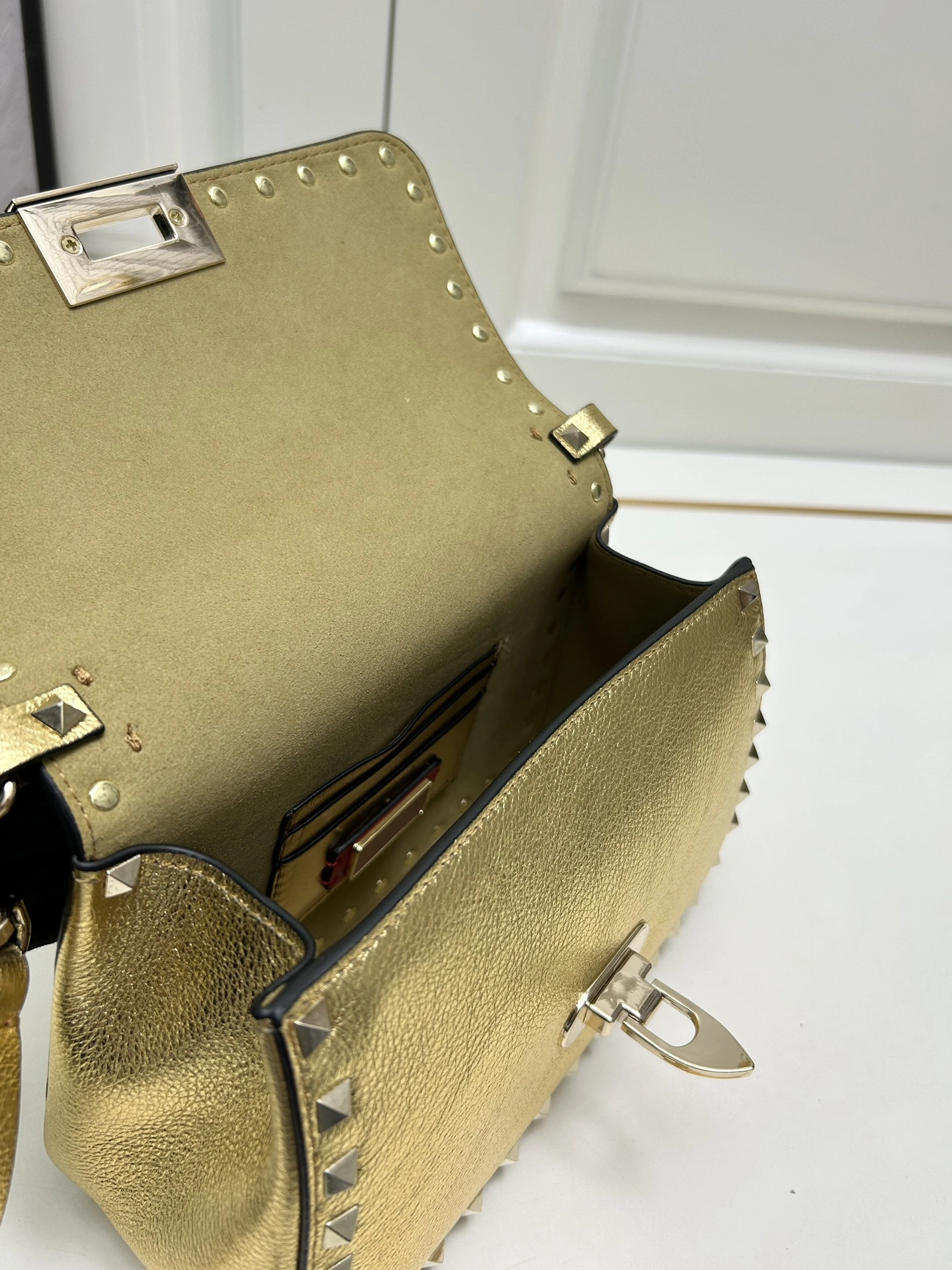 Valentino AAA Quality Messenger Bags For Women SportInspired 566