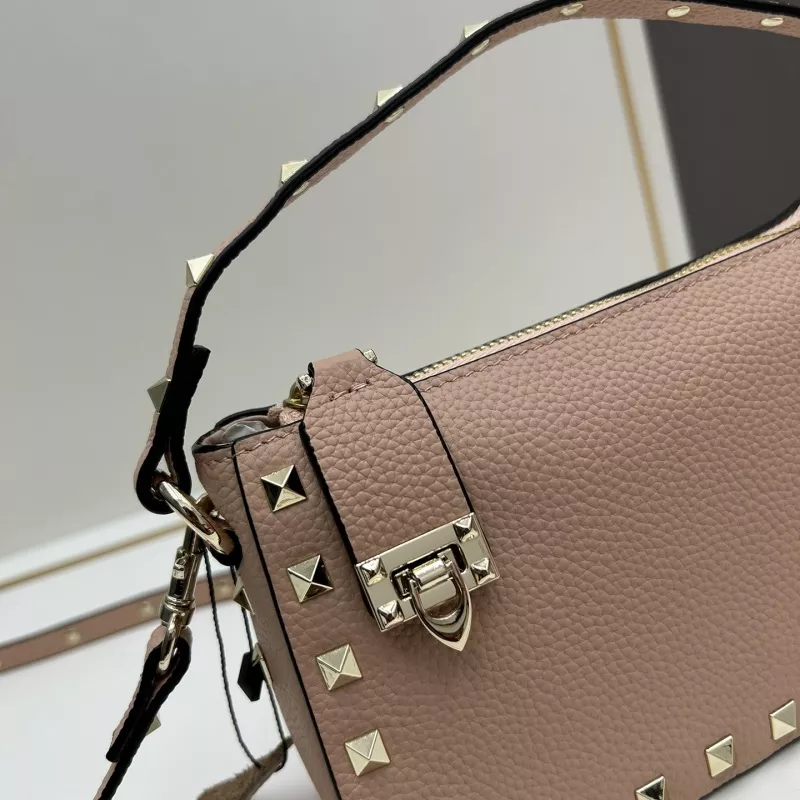 Valentino AAA Quality Messenger Bags For Women StreetReady 1068