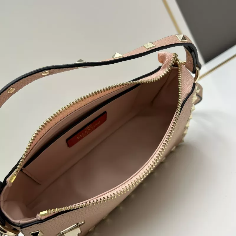 Valentino AAA Quality Messenger Bags For Women StreetReady 1068