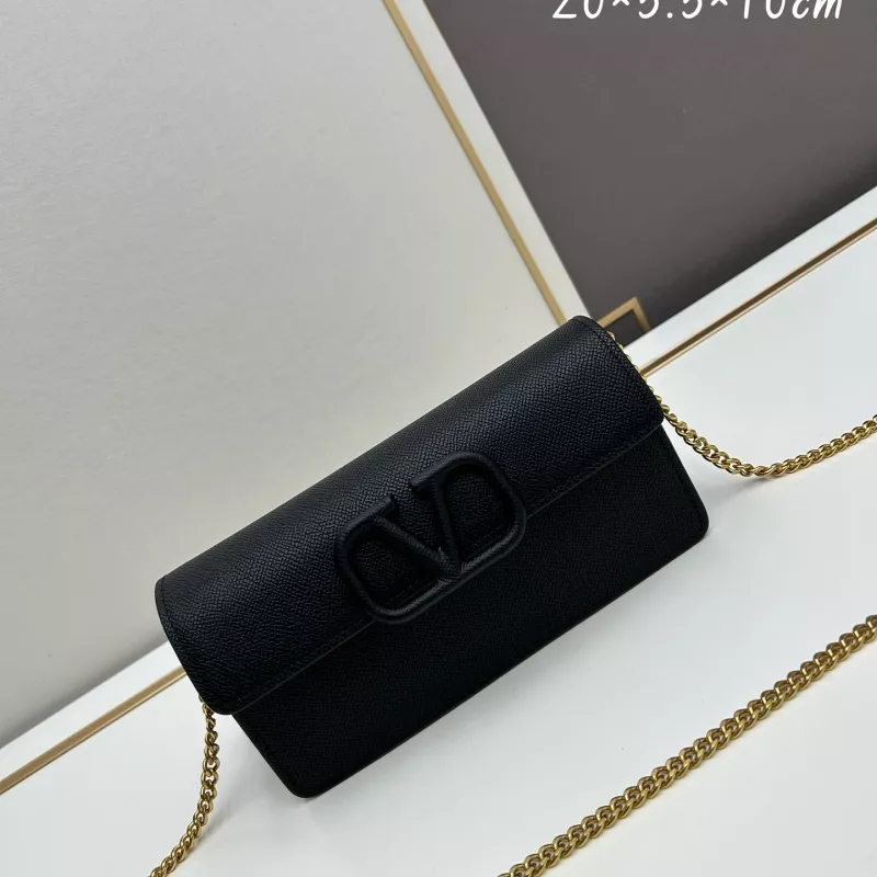 Valentino AAA Quality Messenger Bags For Women Stylish 7665