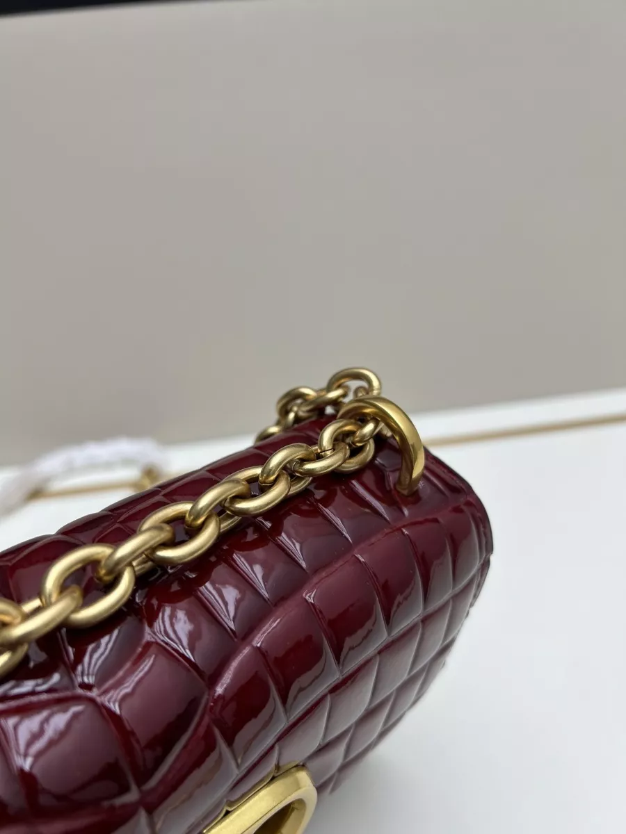 Valentino AAA Quality Messenger Bags For Women Trendy 5016