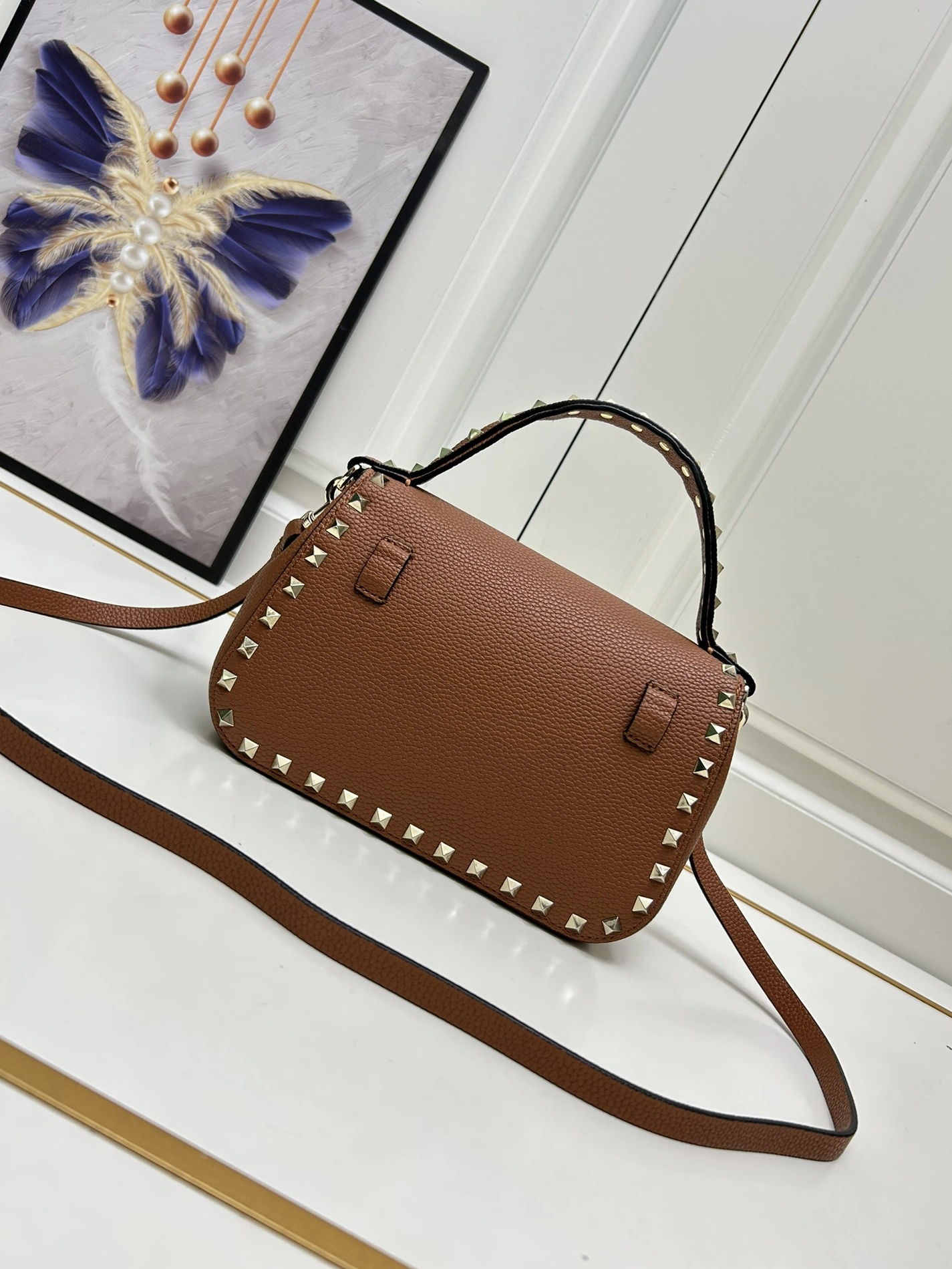 Valentino AAA Quality Messenger Bags For Women Vibrant 288