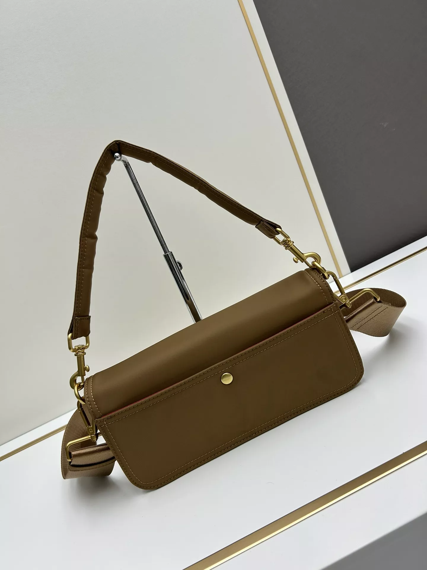 Valentino AAA Quality Shoulder Bags For Women Affordable 1256