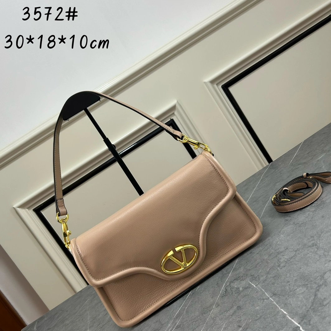Valentino AAA Quality Shoulder Bags For Women Affordable 9456