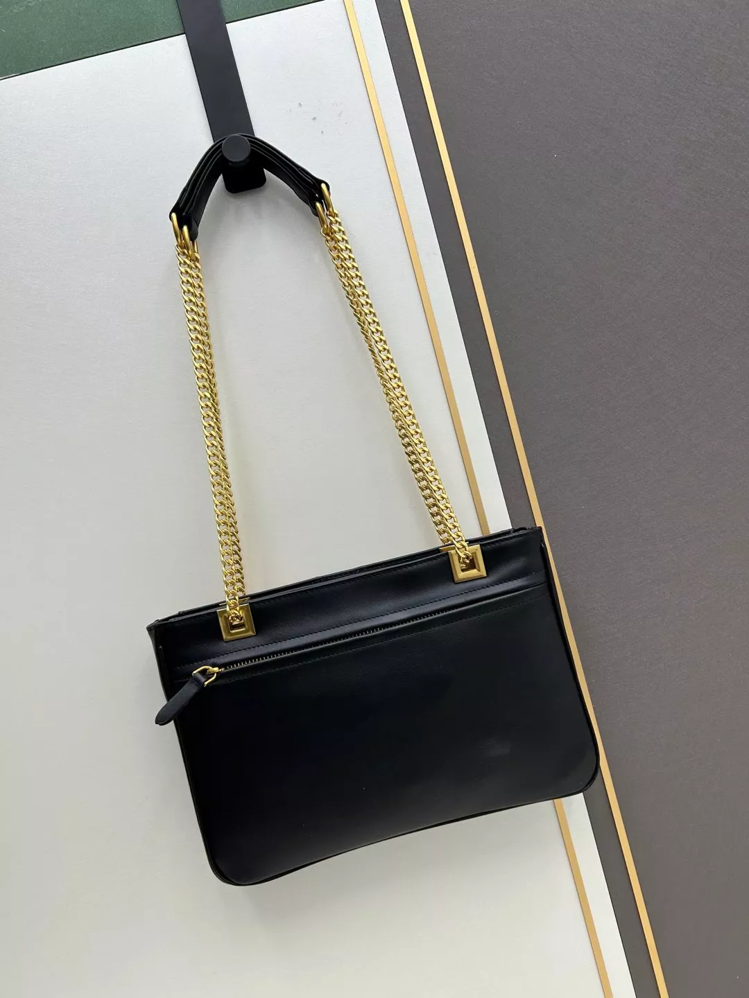Valentino AAA Quality Shoulder Bags For Women AllSeason 3889