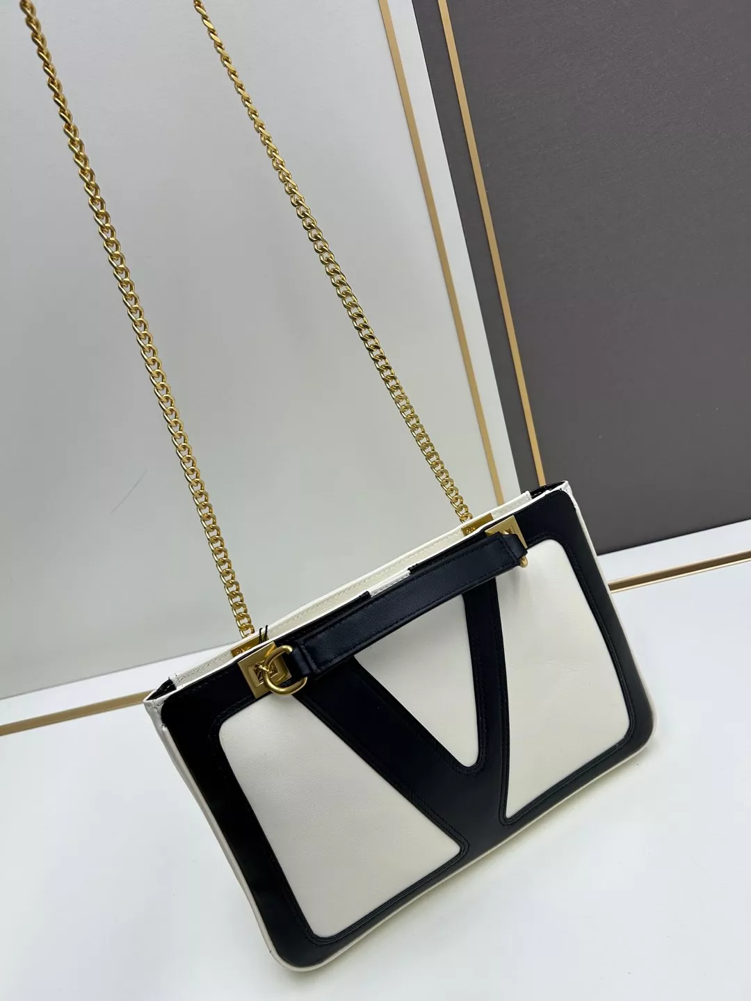 Valentino AAA Quality Shoulder Bags For Women Bold 5715