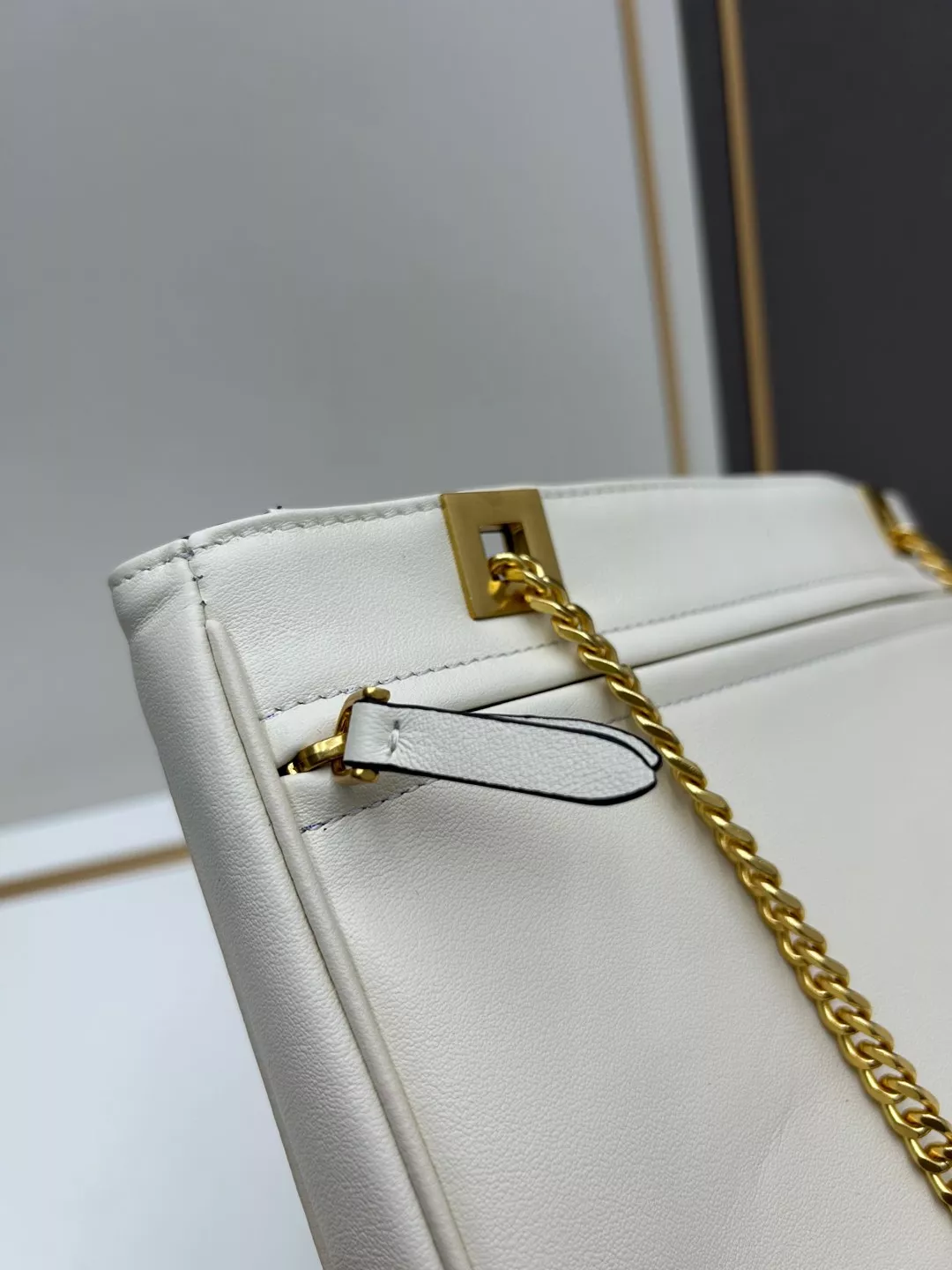 Valentino AAA Quality Shoulder Bags For Women Bold 5715