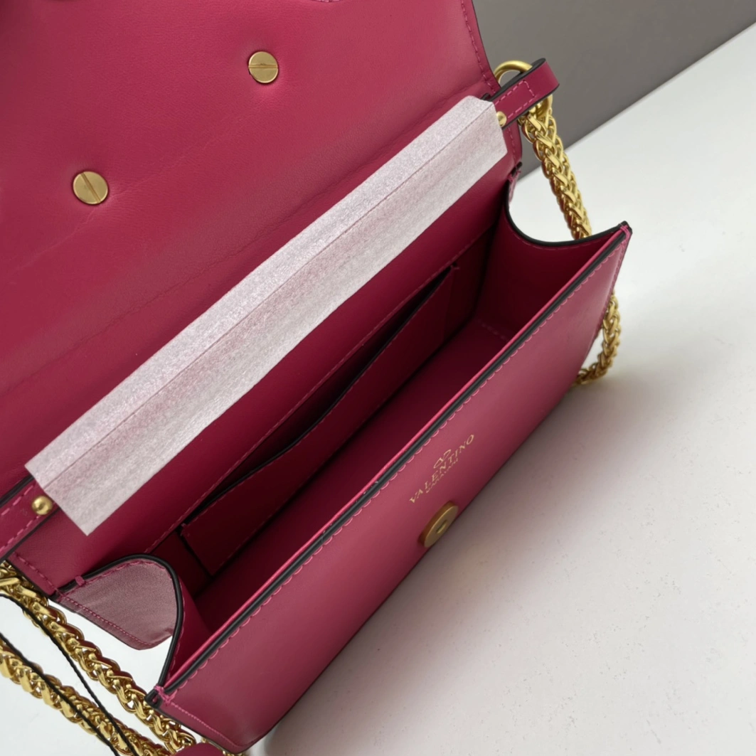 Valentino AAA Quality Shoulder Bags For Women Breathable 3969