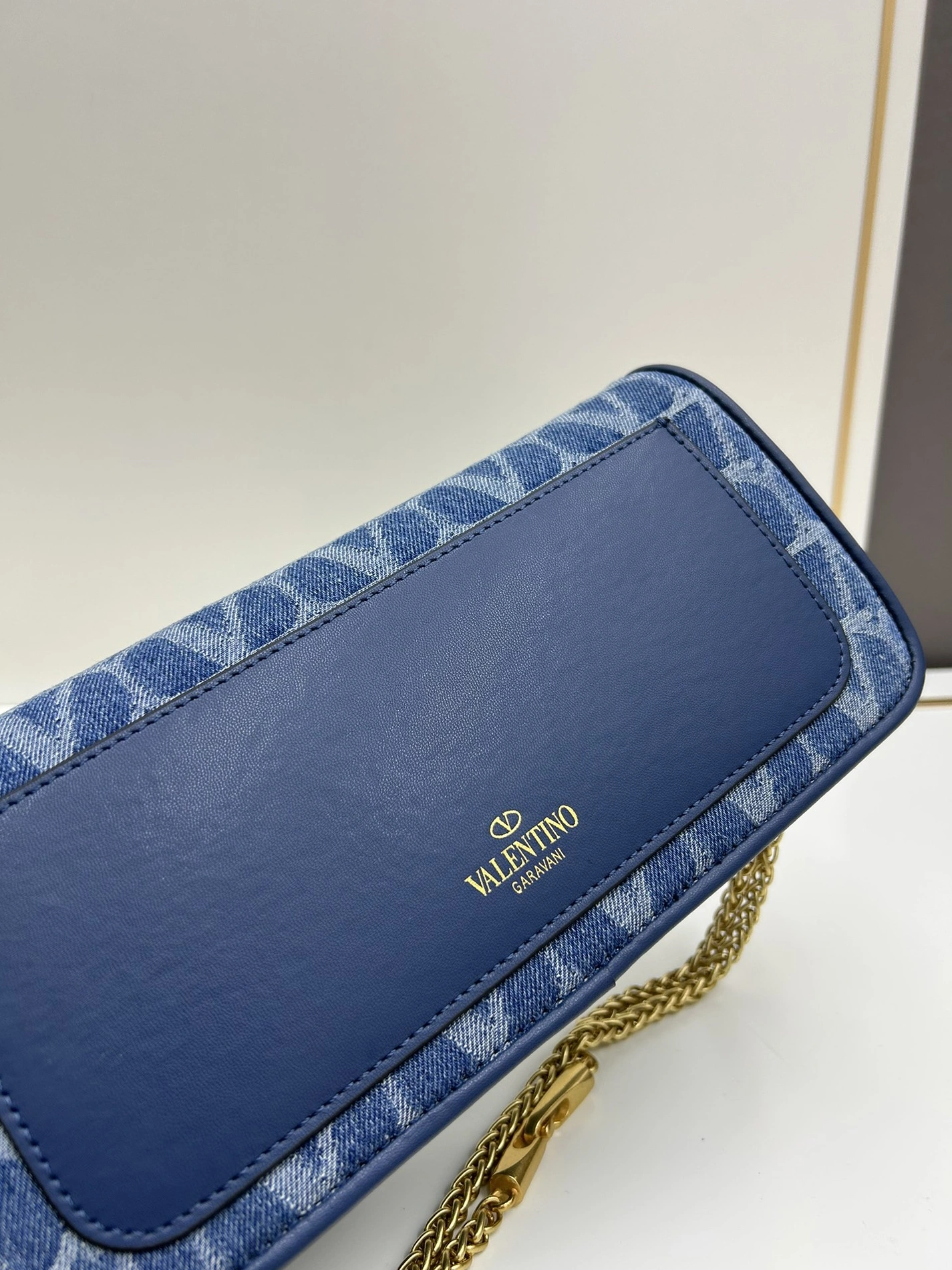 Valentino AAA Quality Shoulder Bags For Women Bright 5760