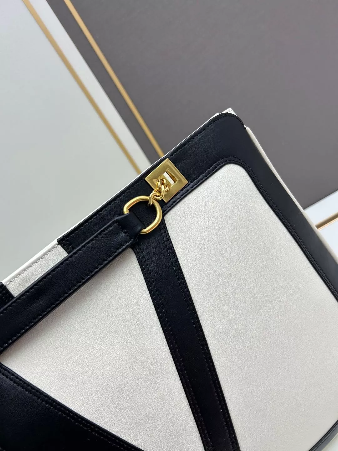 Valentino AAA Quality Shoulder Bags For Women Bright 9513