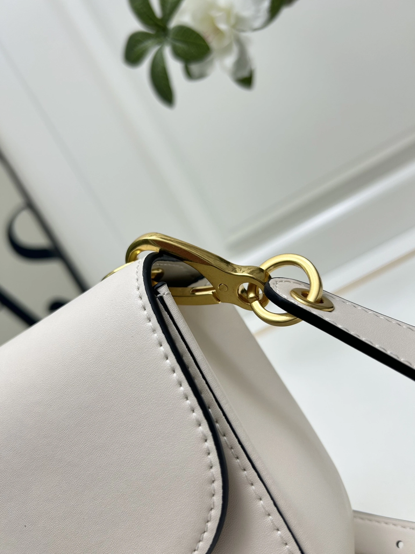 Valentino AAA Quality Shoulder Bags For Women Classic 8231