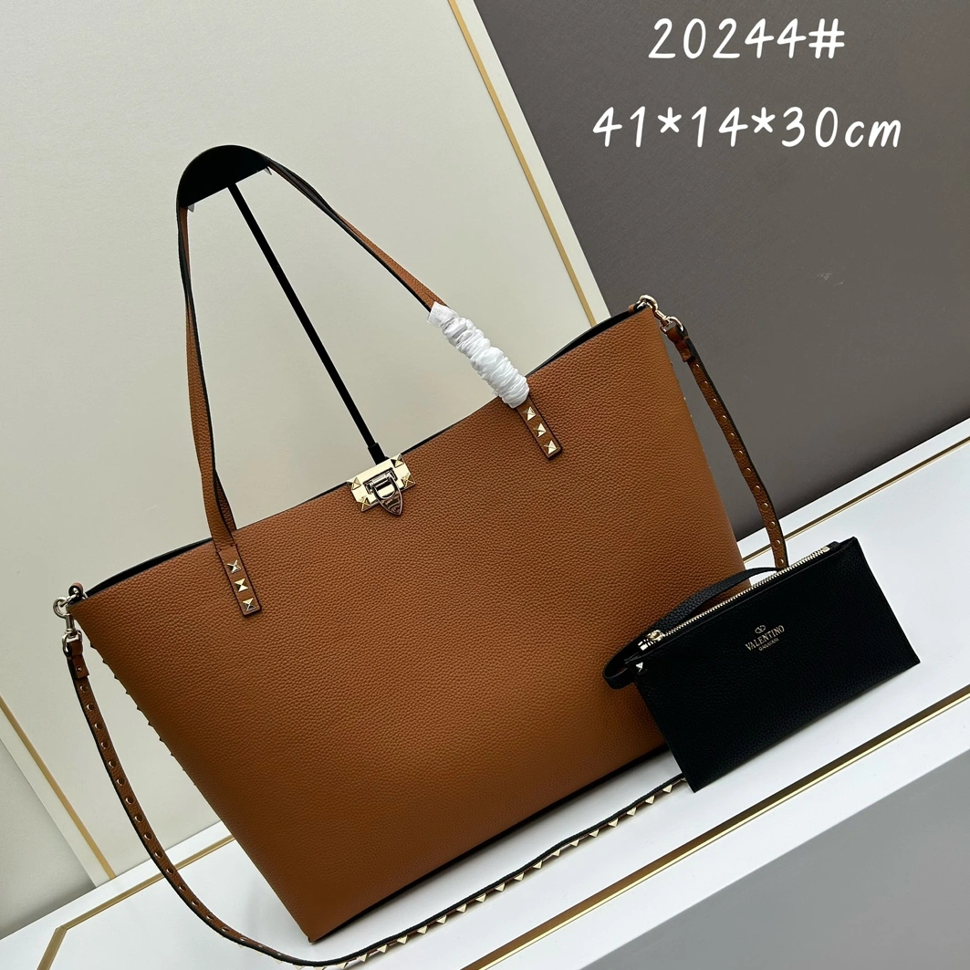 Valentino AAA Quality Shoulder Bags For Women Compact 122