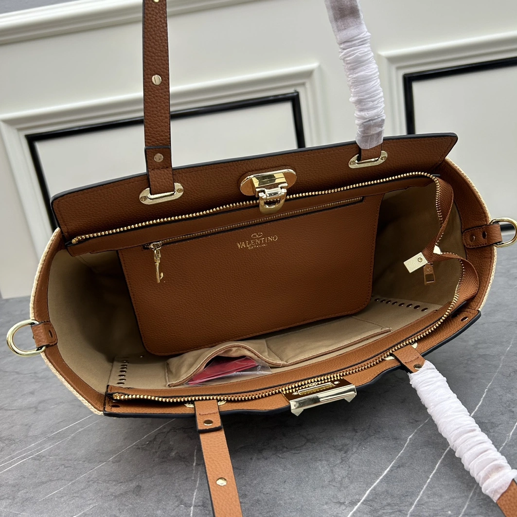 Valentino AAA Quality Shoulder Bags For Women Cozy 3143