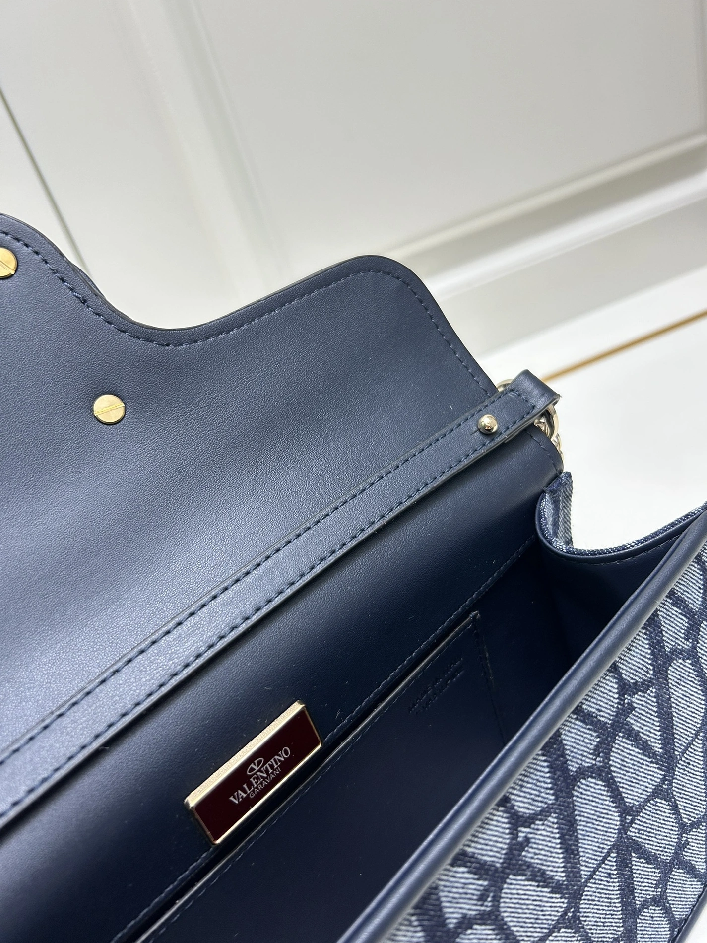 Valentino AAA Quality Shoulder Bags For Women Elegant 3967