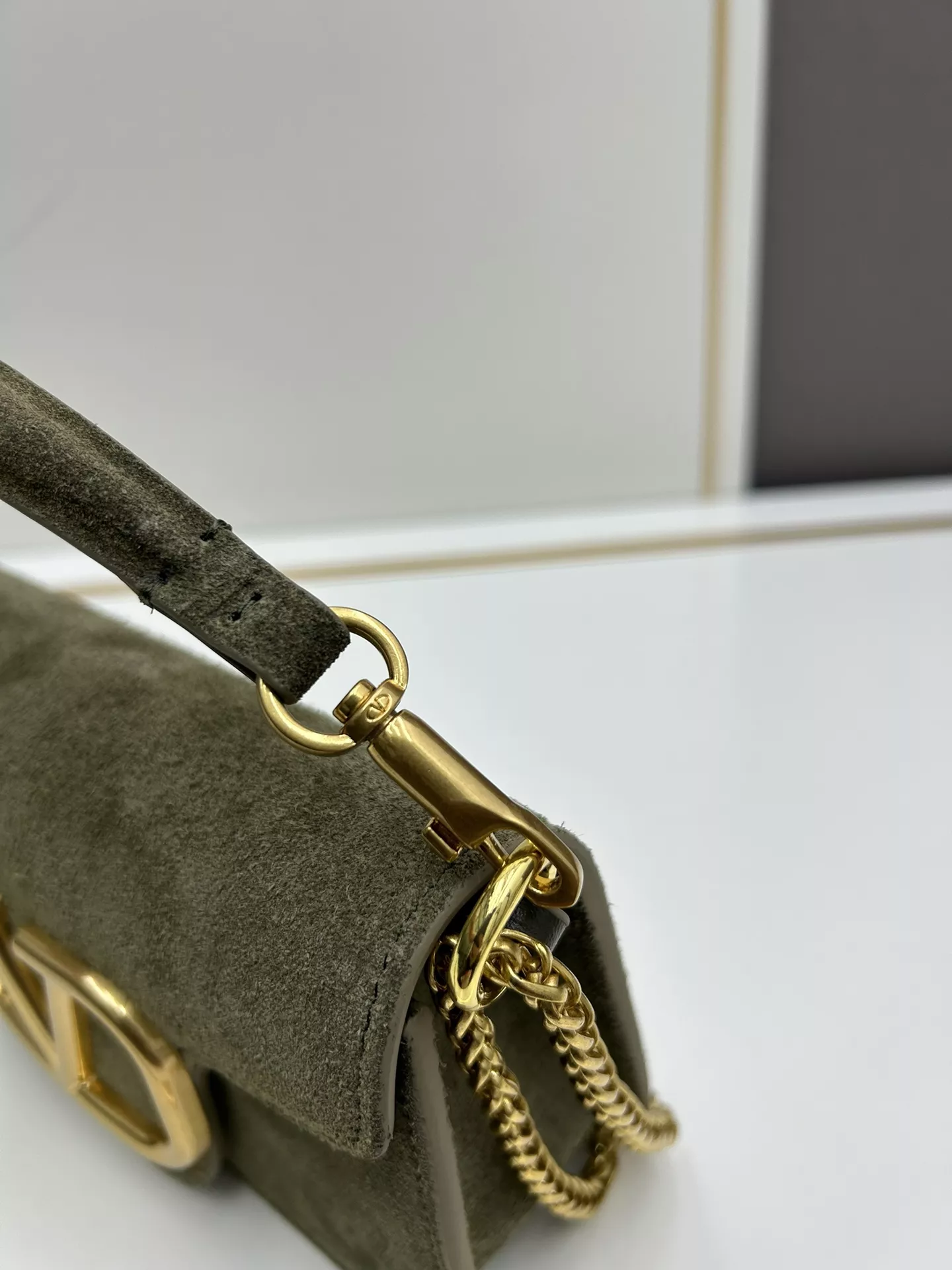 Valentino AAA Quality Shoulder Bags For Women EyeCatching 8362