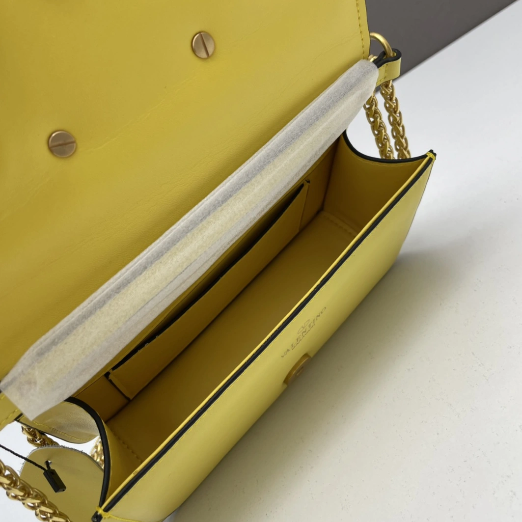 Valentino AAA Quality Shoulder Bags For Women Fashionable 1086