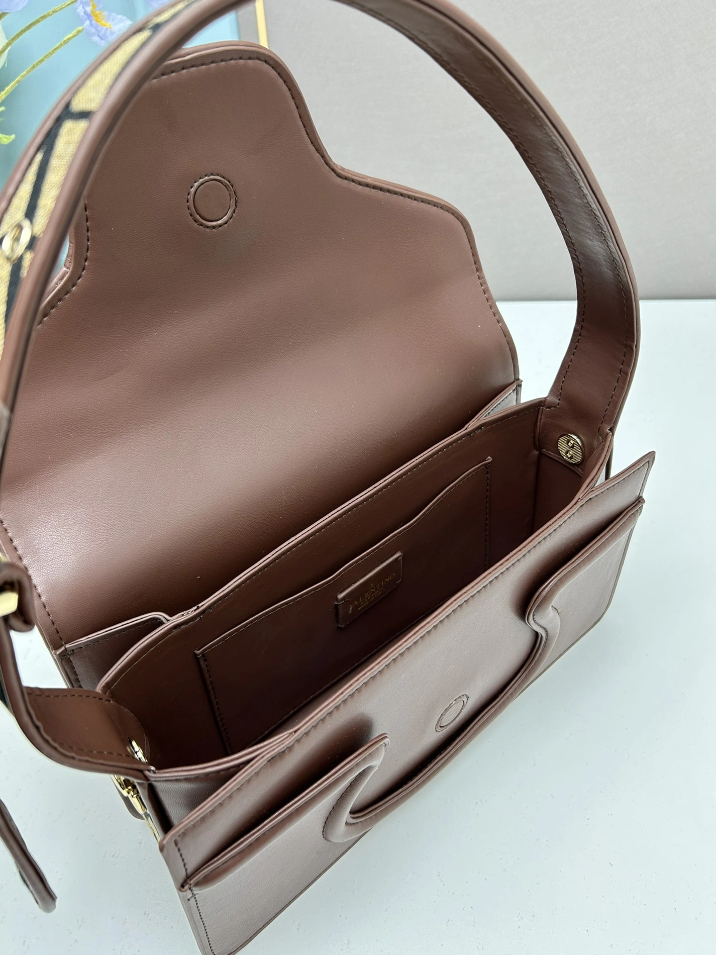 Valentino AAA Quality Shoulder Bags For Women Flexible 3670