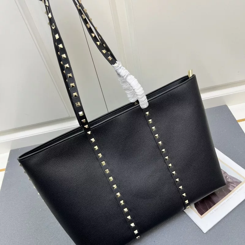 Valentino AAA Quality Shoulder Bags For Women GoodFit 5229