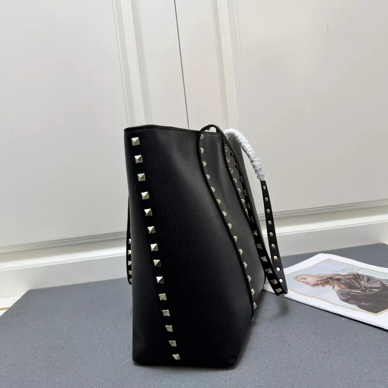 Valentino AAA Quality Shoulder Bags For Women GoodFit 5229