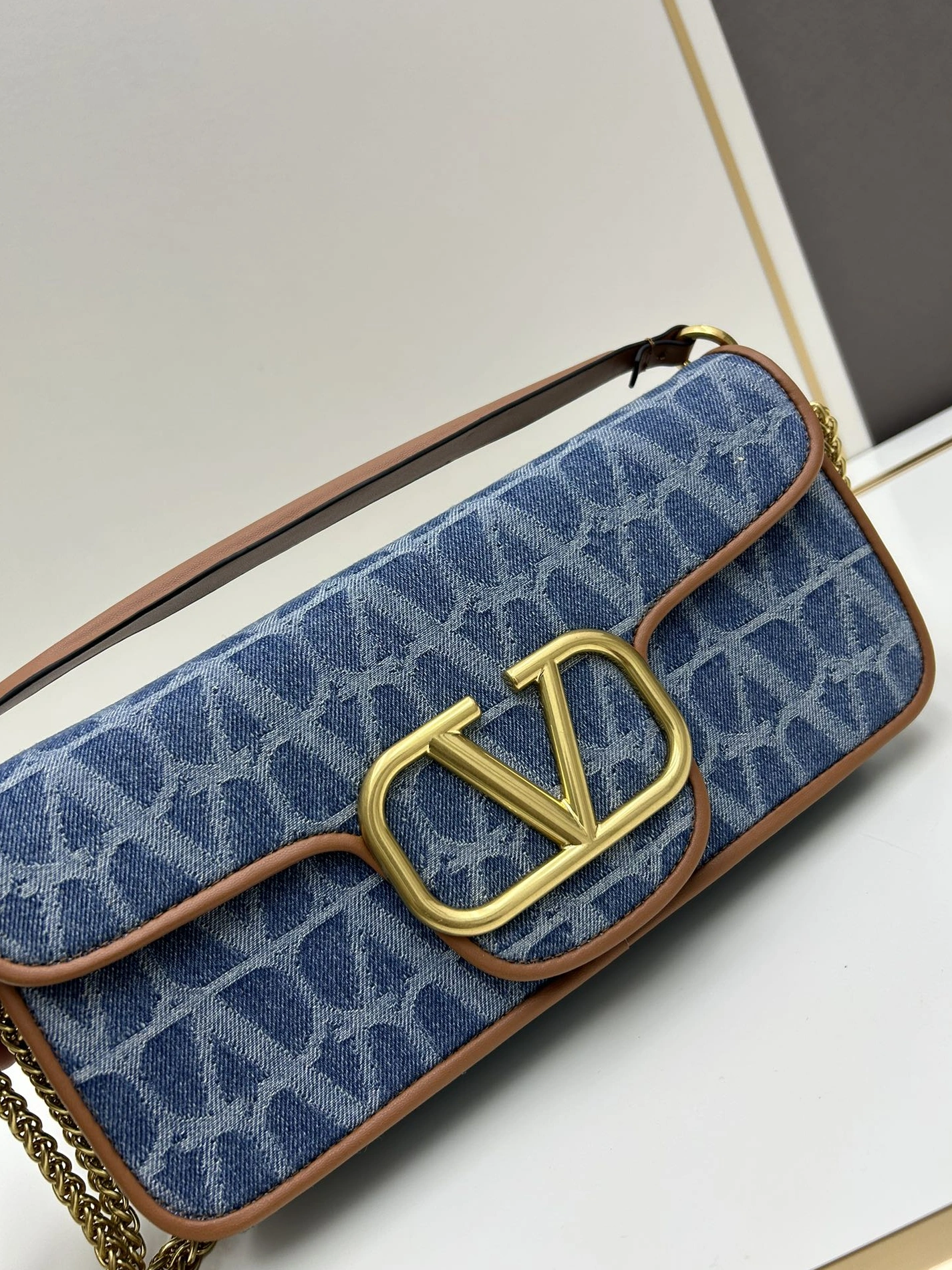 Valentino AAA Quality Shoulder Bags For Women HighQuality 5339
