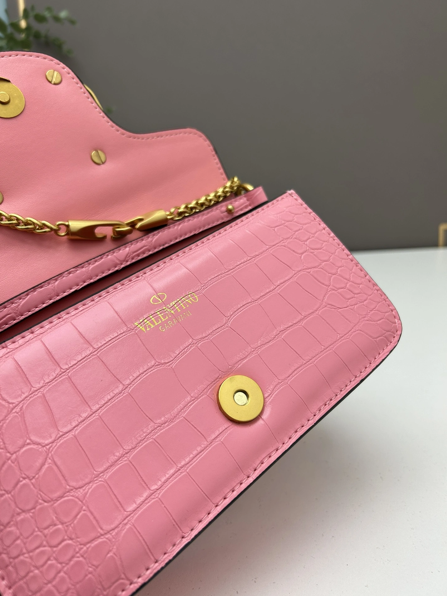 Valentino AAA Quality Shoulder Bags For Women Lightweight 9293
