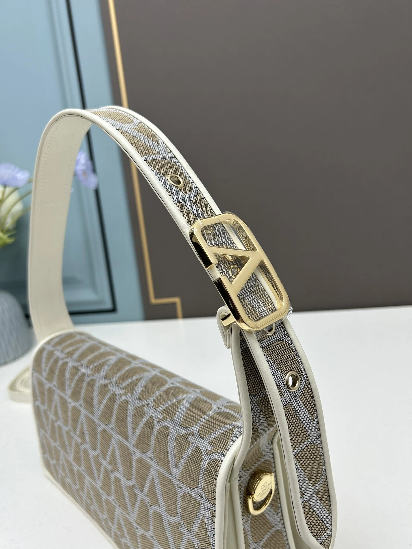 Valentino AAA Quality Shoulder Bags For Women Minimalist 5778
