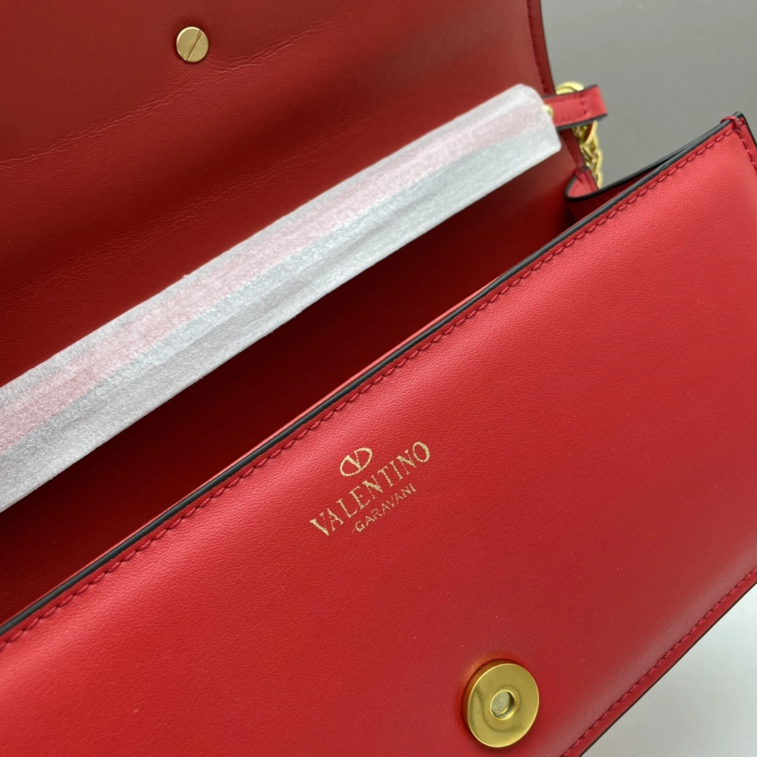 Valentino AAA Quality Shoulder Bags For Women Modern 1581