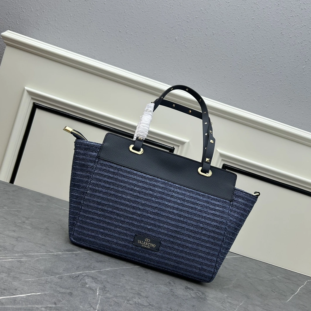 Valentino AAA Quality Shoulder Bags For Women Modern 1888