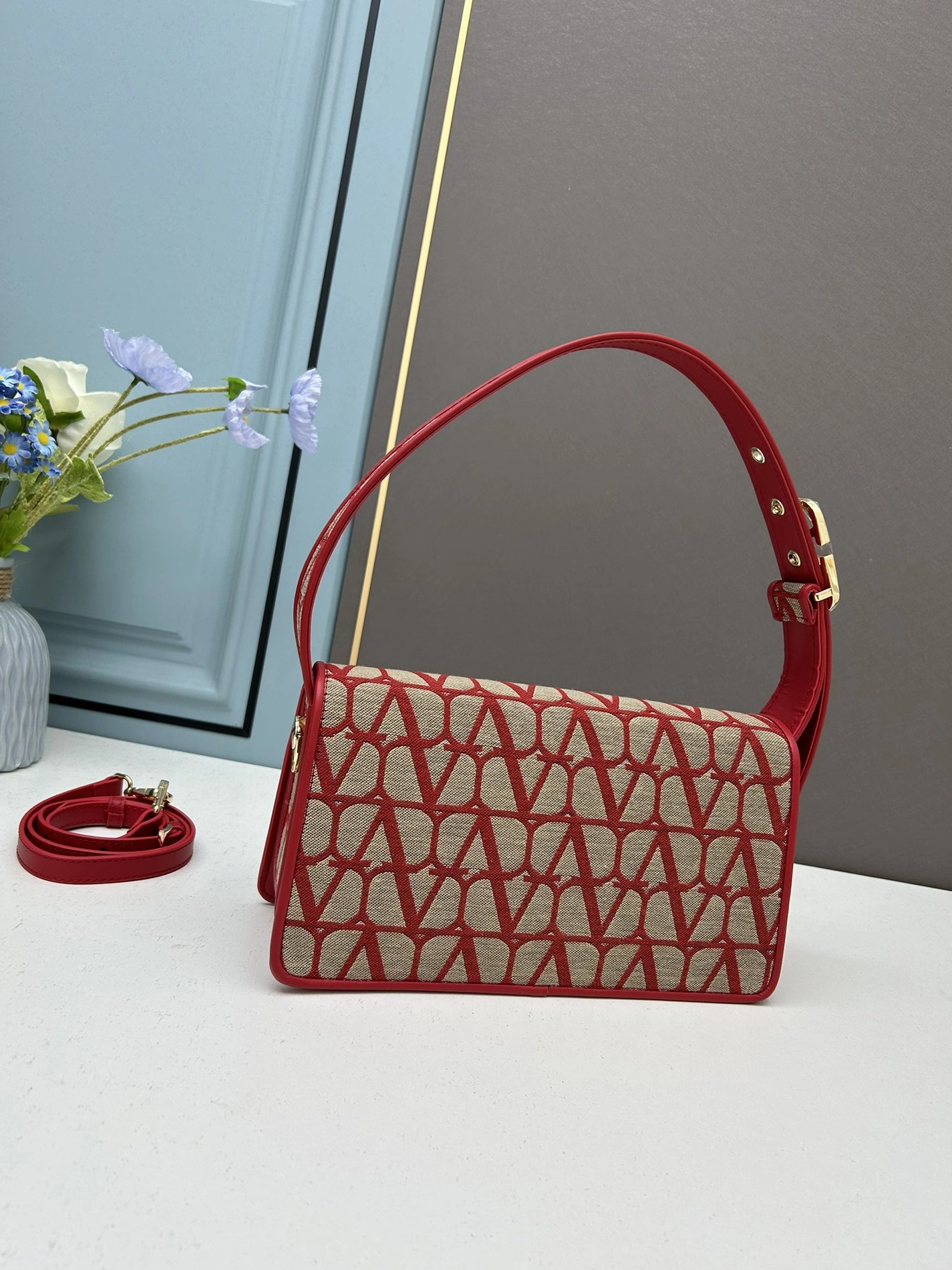 Valentino AAA Quality Shoulder Bags For Women Practical 3436