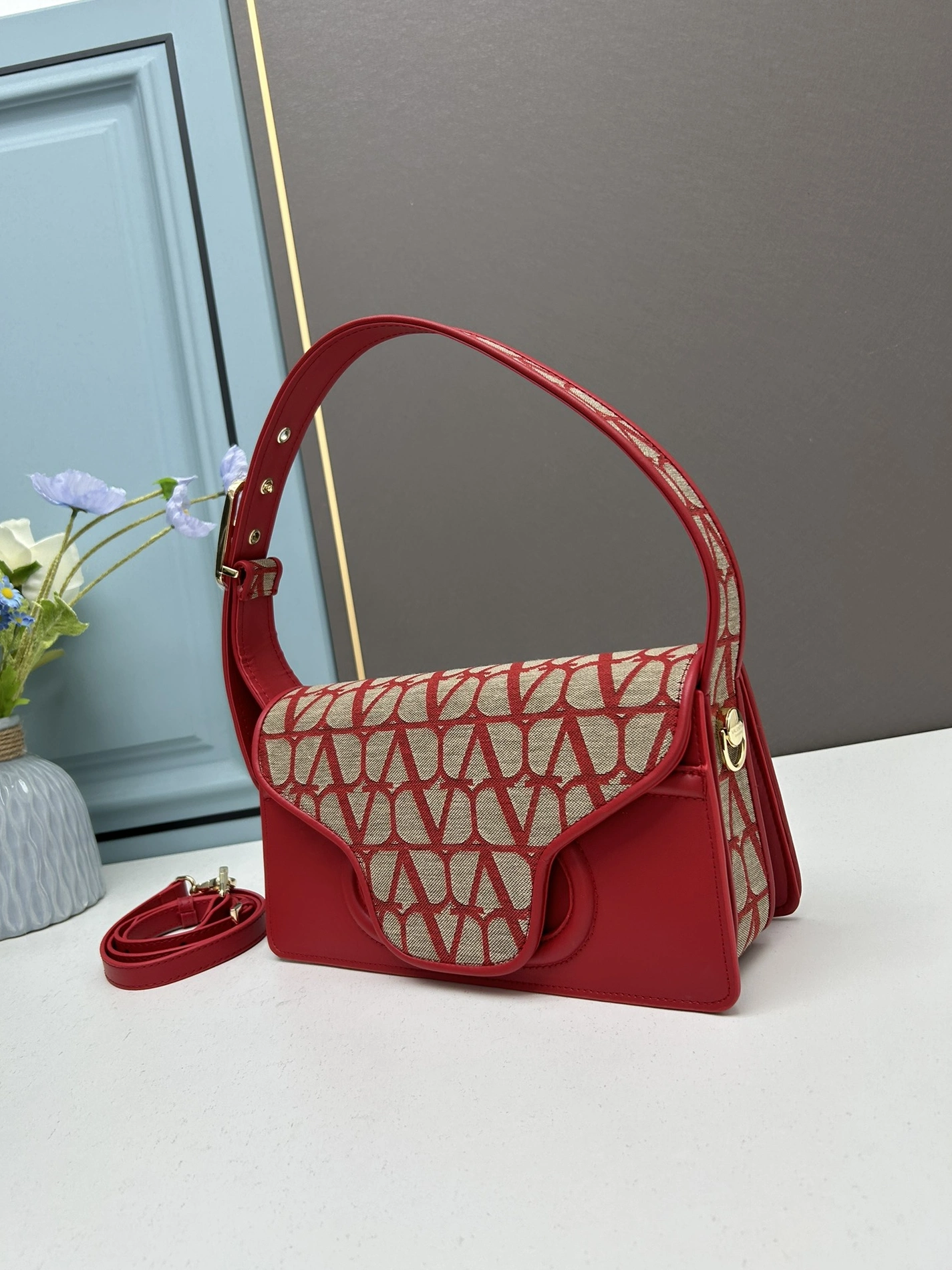 Valentino AAA Quality Shoulder Bags For Women Practical 3436