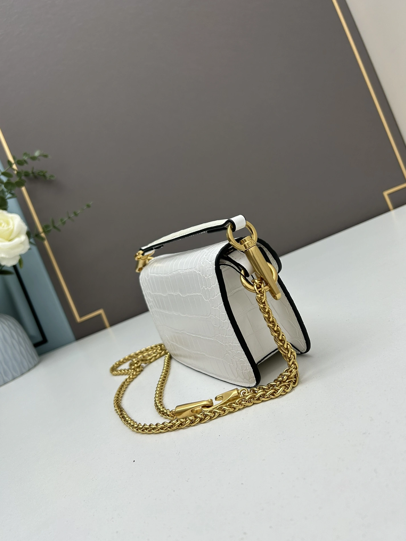 Valentino AAA Quality Shoulder Bags For Women Refined 4818