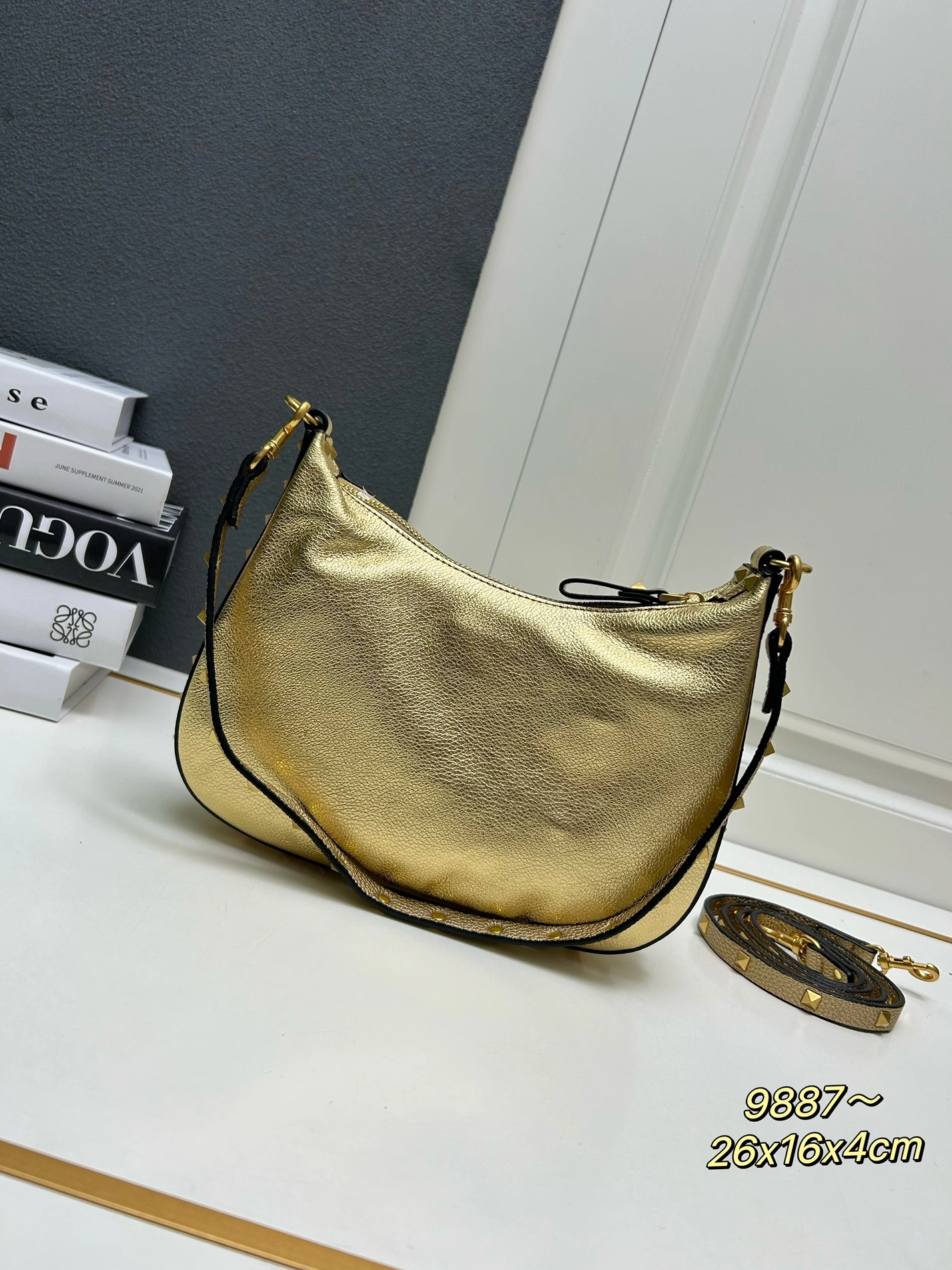 Valentino AAA Quality Shoulder Bags For Women Reliable 2204