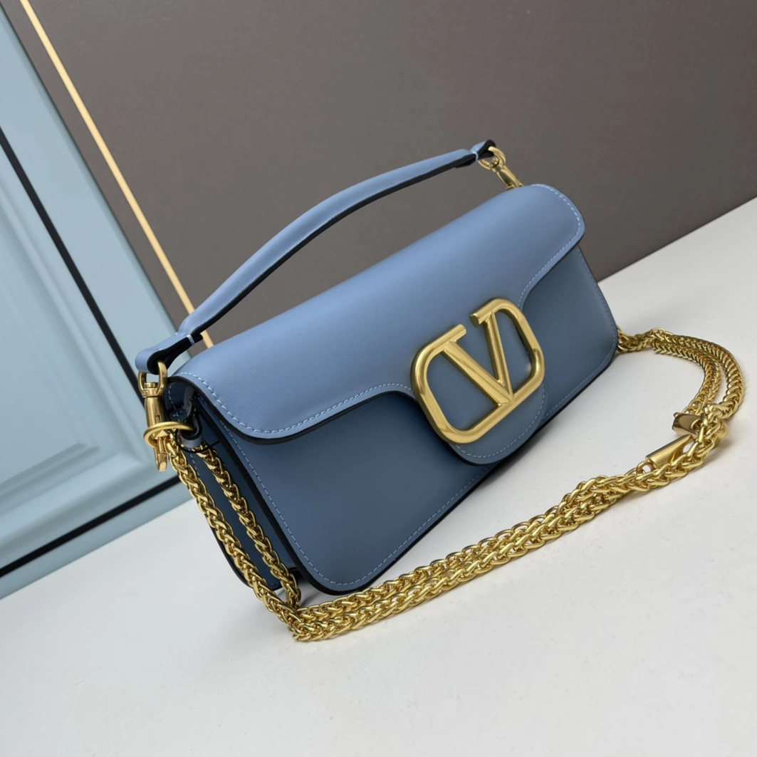 Valentino AAA Quality Shoulder Bags For Women Reliable 4301