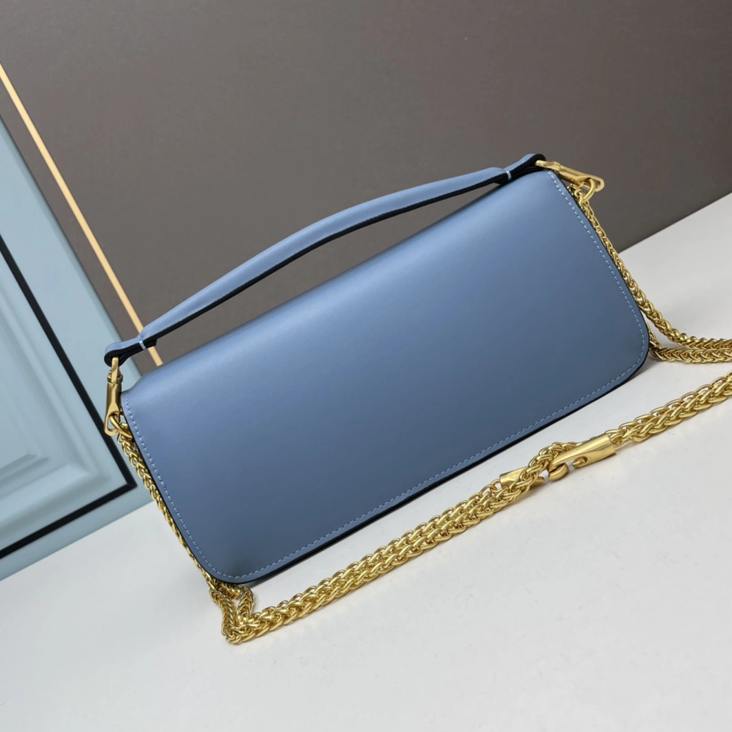 Valentino AAA Quality Shoulder Bags For Women Reliable 4301