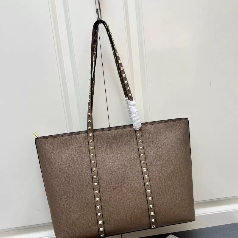Valentino AAA Quality Shoulder Bags For Women SmartChoice 4529