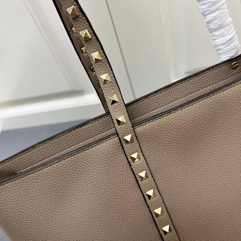 Valentino AAA Quality Shoulder Bags For Women SmartChoice 4529