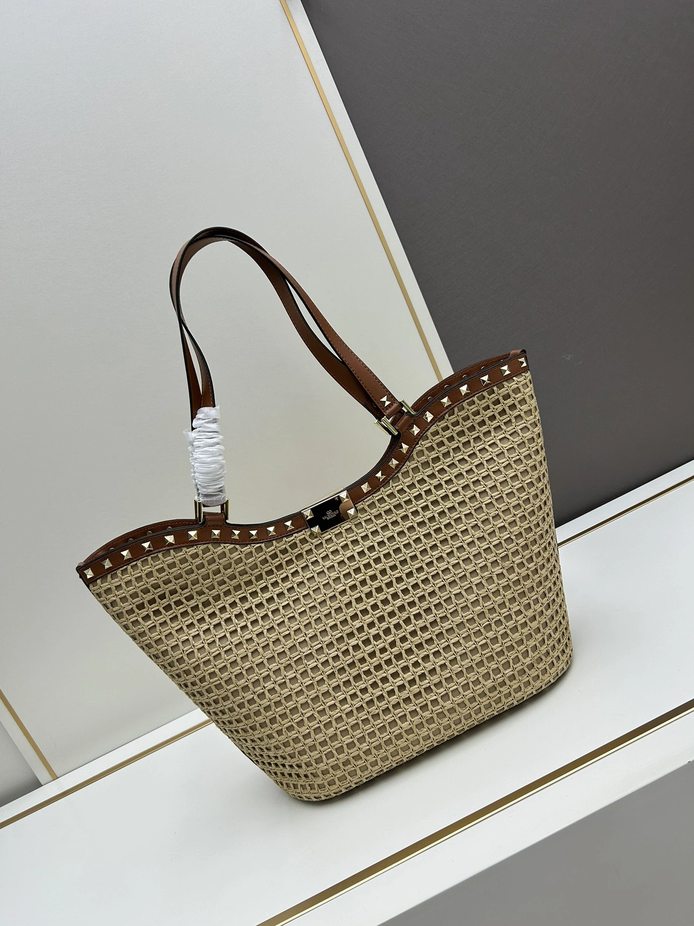 Valentino AAA Quality Shoulder Bags For Women Soft 8147