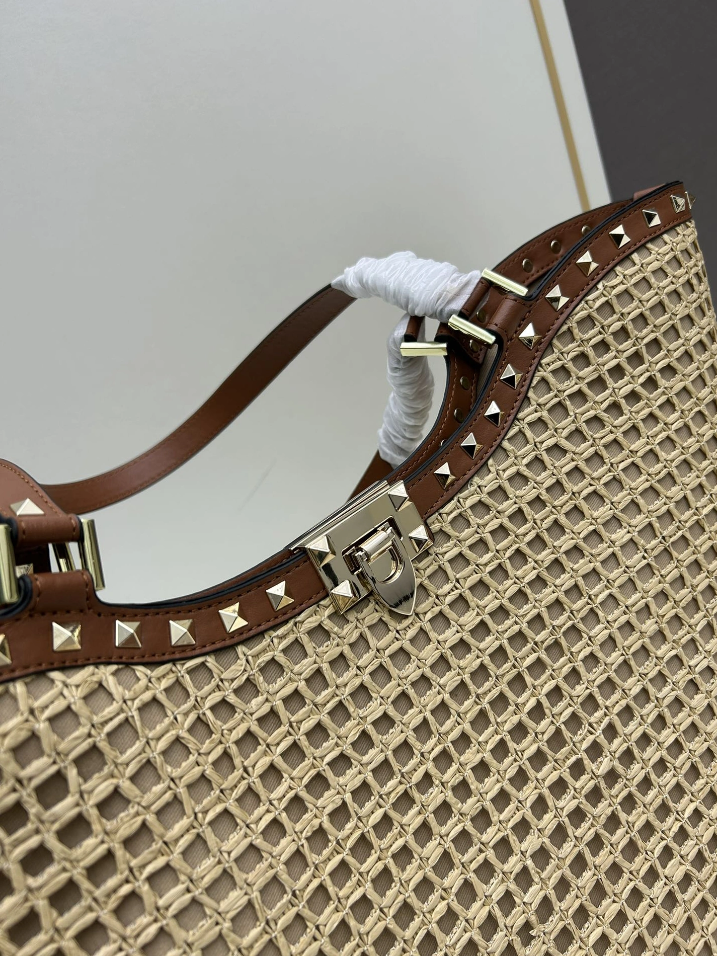 Valentino AAA Quality Shoulder Bags For Women Soft 8147